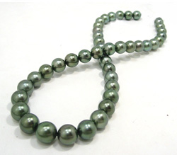 Dark Green Tahitian Pearl Necklace