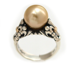 fleur de Lis South Sea Gold Pearl Ring