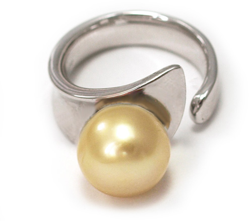  South Sea gold pearl ring