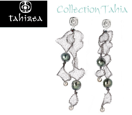 Tahitian Pearl earrings in Sterling Silver